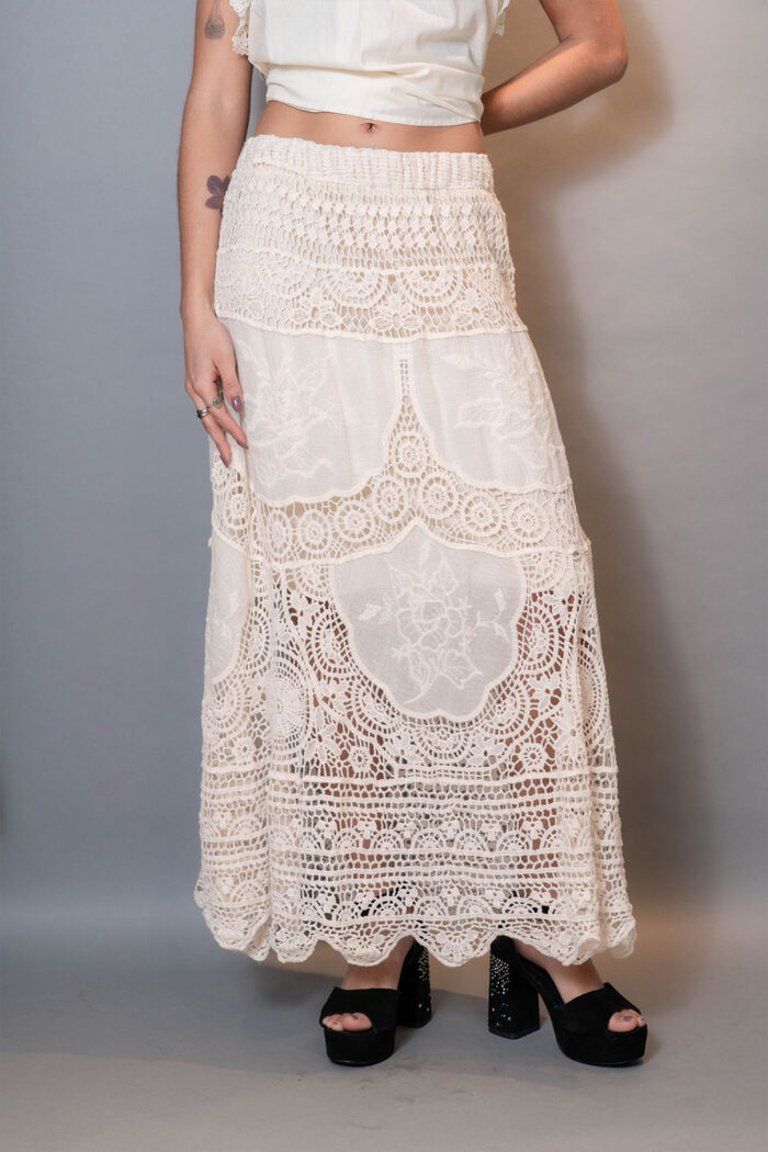 Falda Broderie