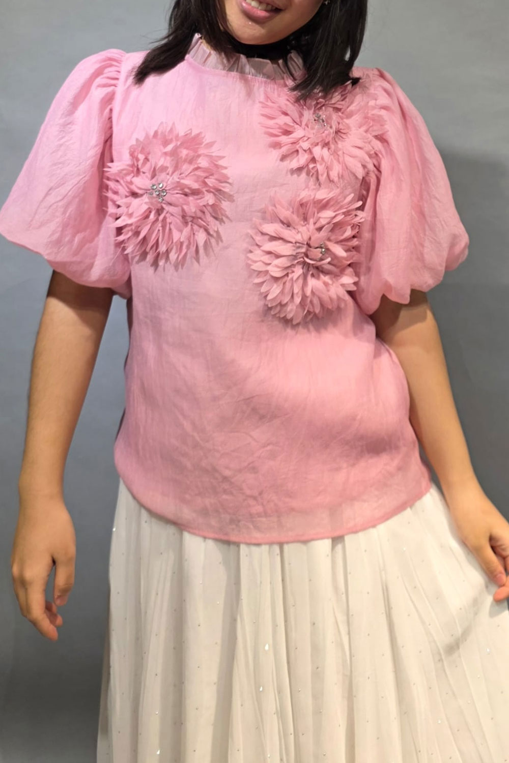 Blusa con Flores 3D - Imagen 2