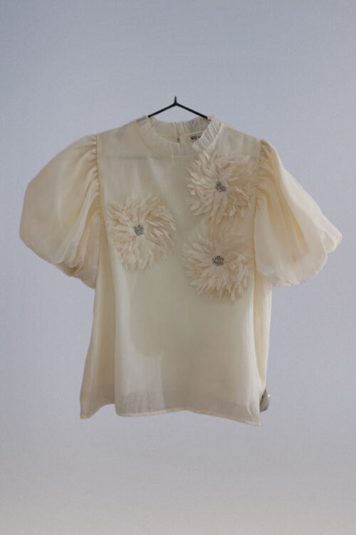 Blusa con Flores 3D - Imagen 5