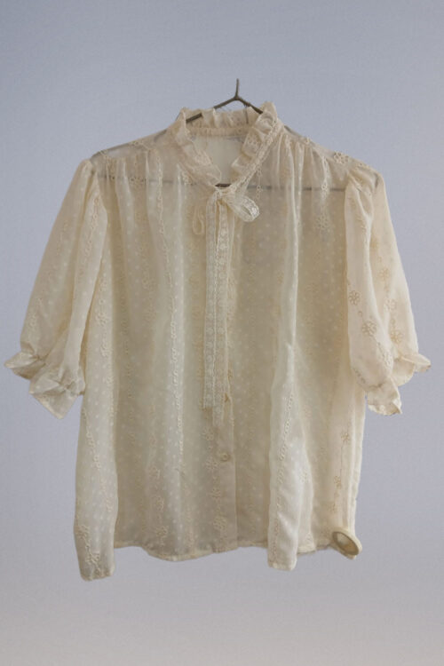 Blusa Plumeti con Lazo Encaje - Imagen 6