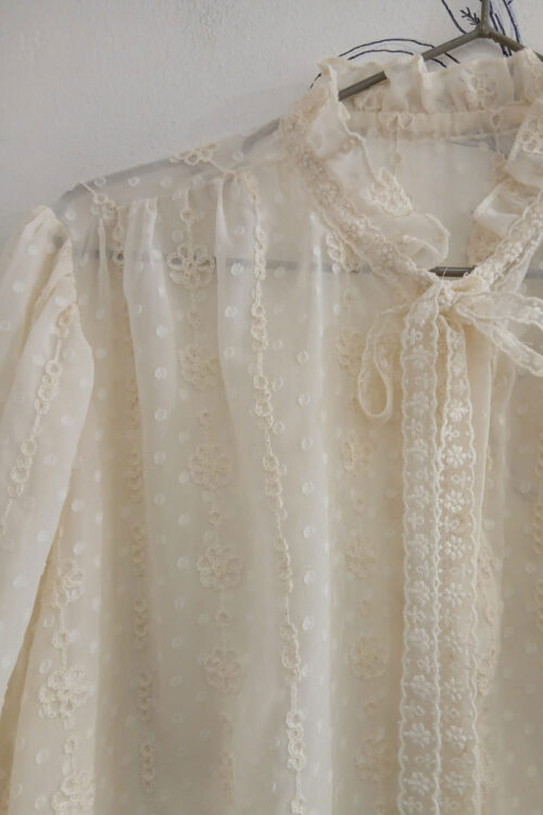 Blusa Plumeti con Lazo Encaje - Imagen 5