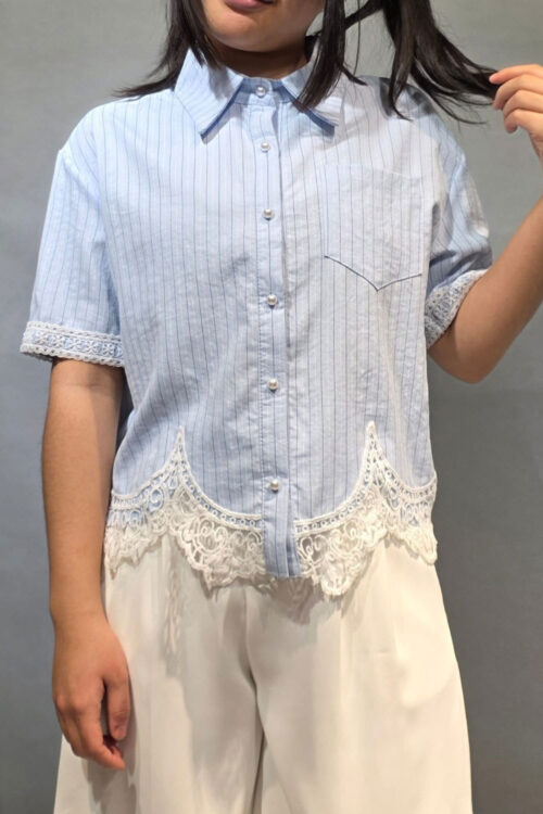 Camisa con Apliqué de Encaje