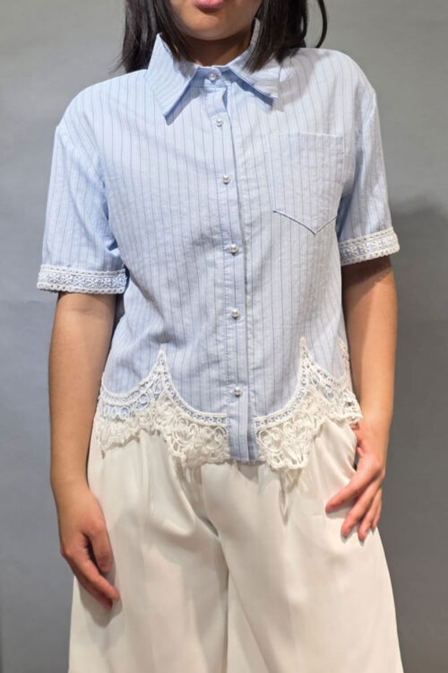 Alternative view of Camisa con Apliqué de Encaje