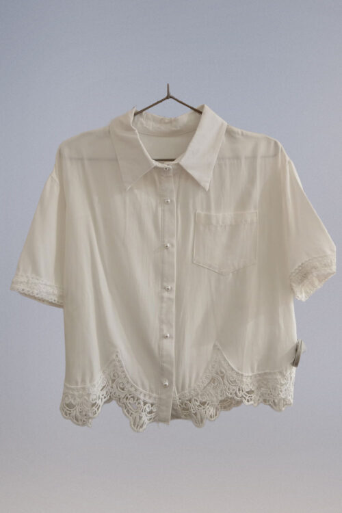 Camisa con Apliqué de Encaje - Imagen 3