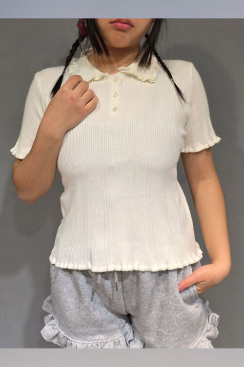 Polera Hilo con Cuello y Detalles Volados
