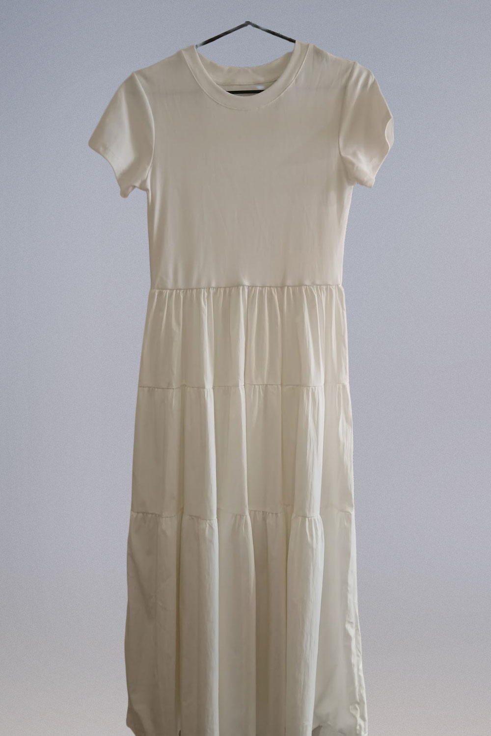 Vestido con Falda Escalonada - Imagen 3
